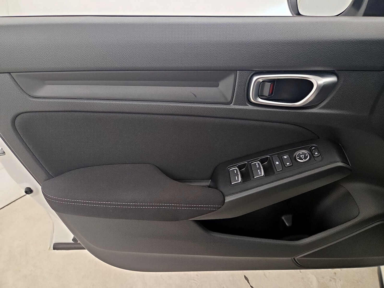 2026 Honda Civic Hatchback Sport - Photo 13