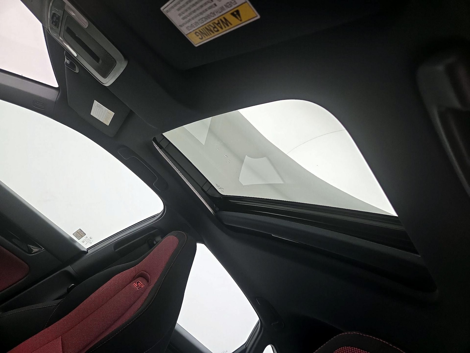 Sunroof(s) & Overhead Airbags