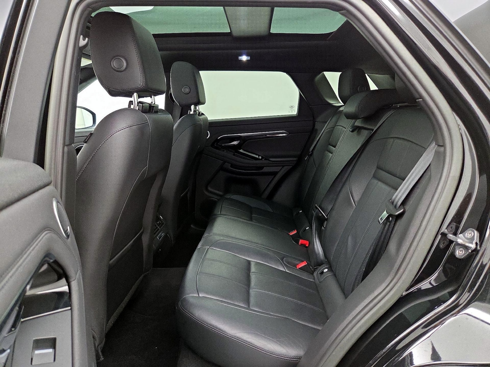 2023 Land Rover Range Rover Evoque SE - Photo 22