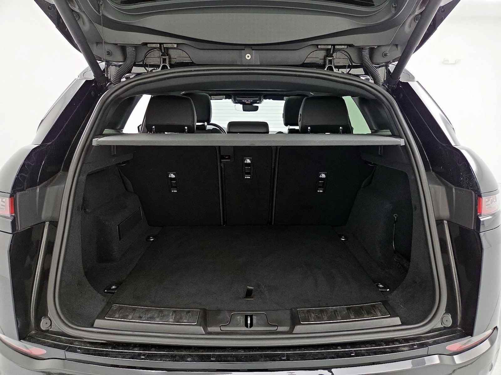 2023 Land Rover Range Rover Evoque SE - Photo 23