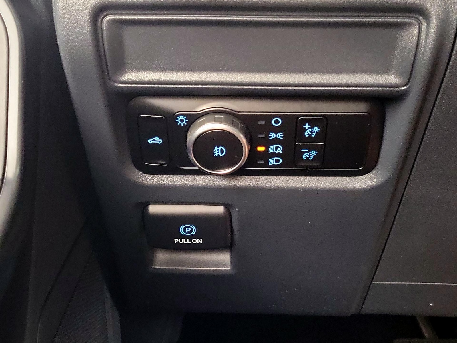 2023 Ford F-150 XL - Photo 12
