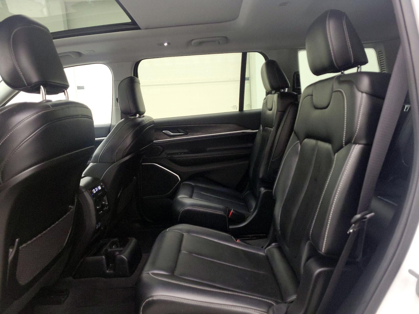 Rear Air Conditioning