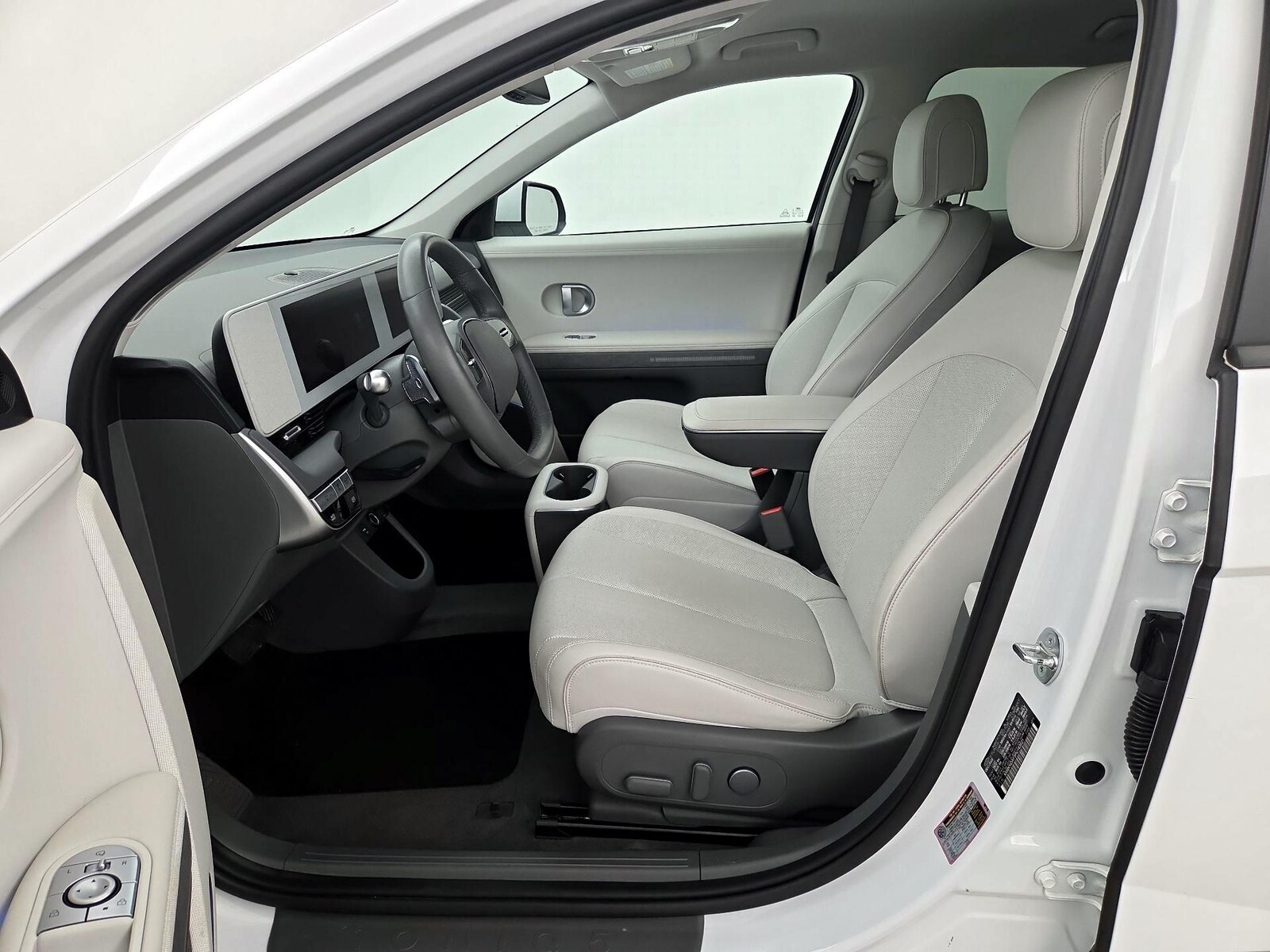 2023 Hyundai IONIQ 5 SEL - Photo 12