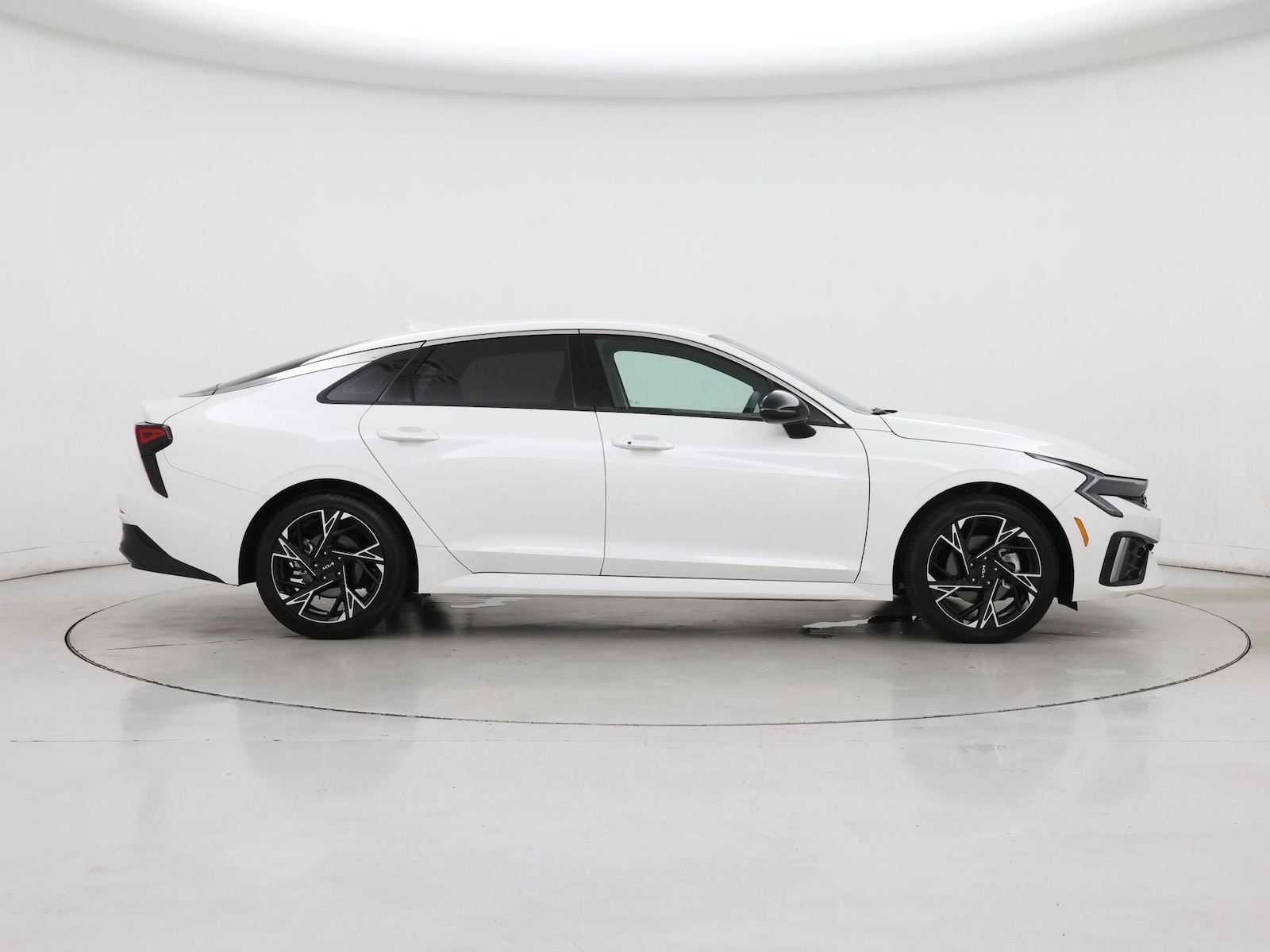 2026 Kia K5 GT-Line - Photo 8