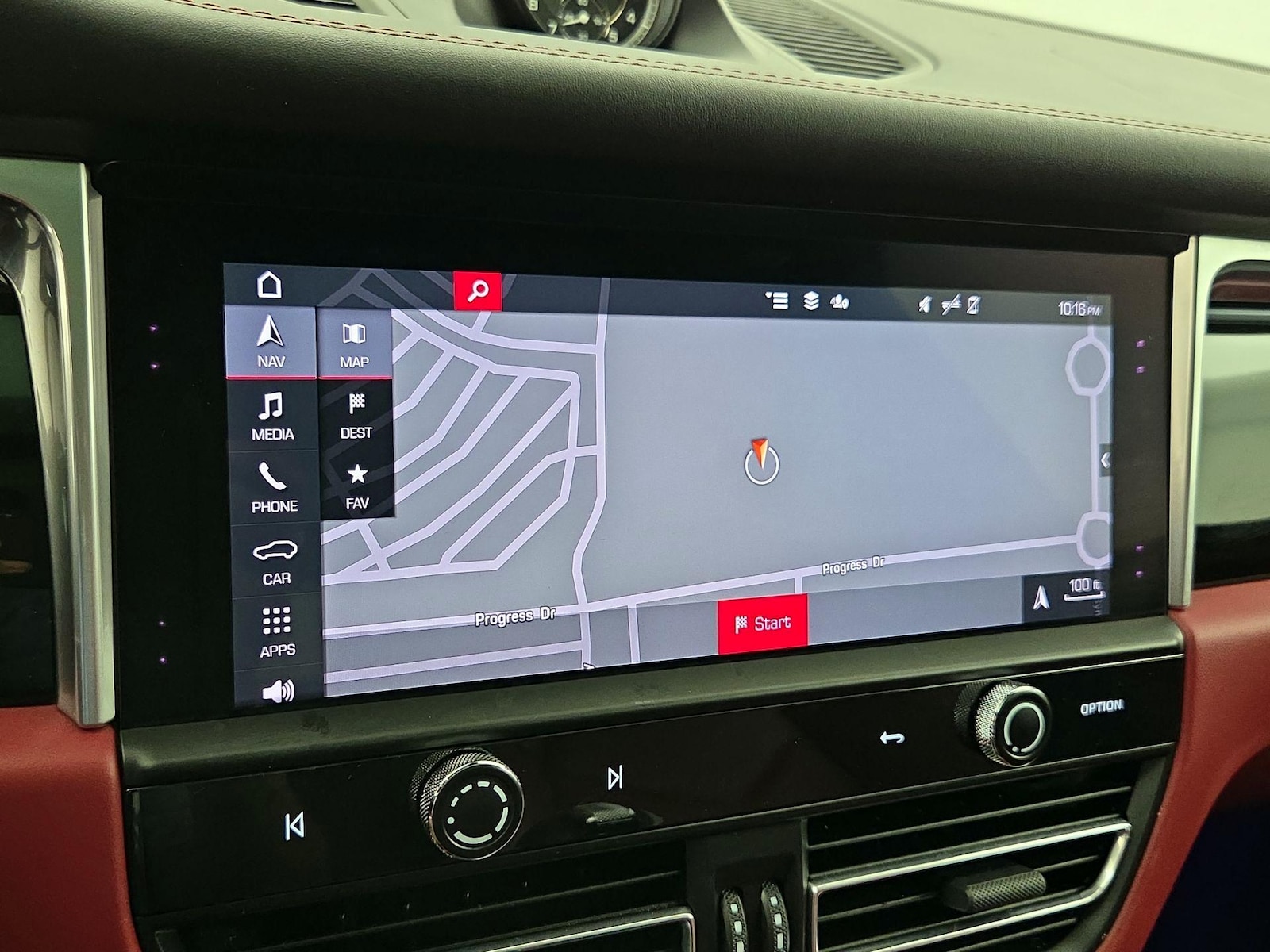 2022 Porsche Macan S - Photo 15