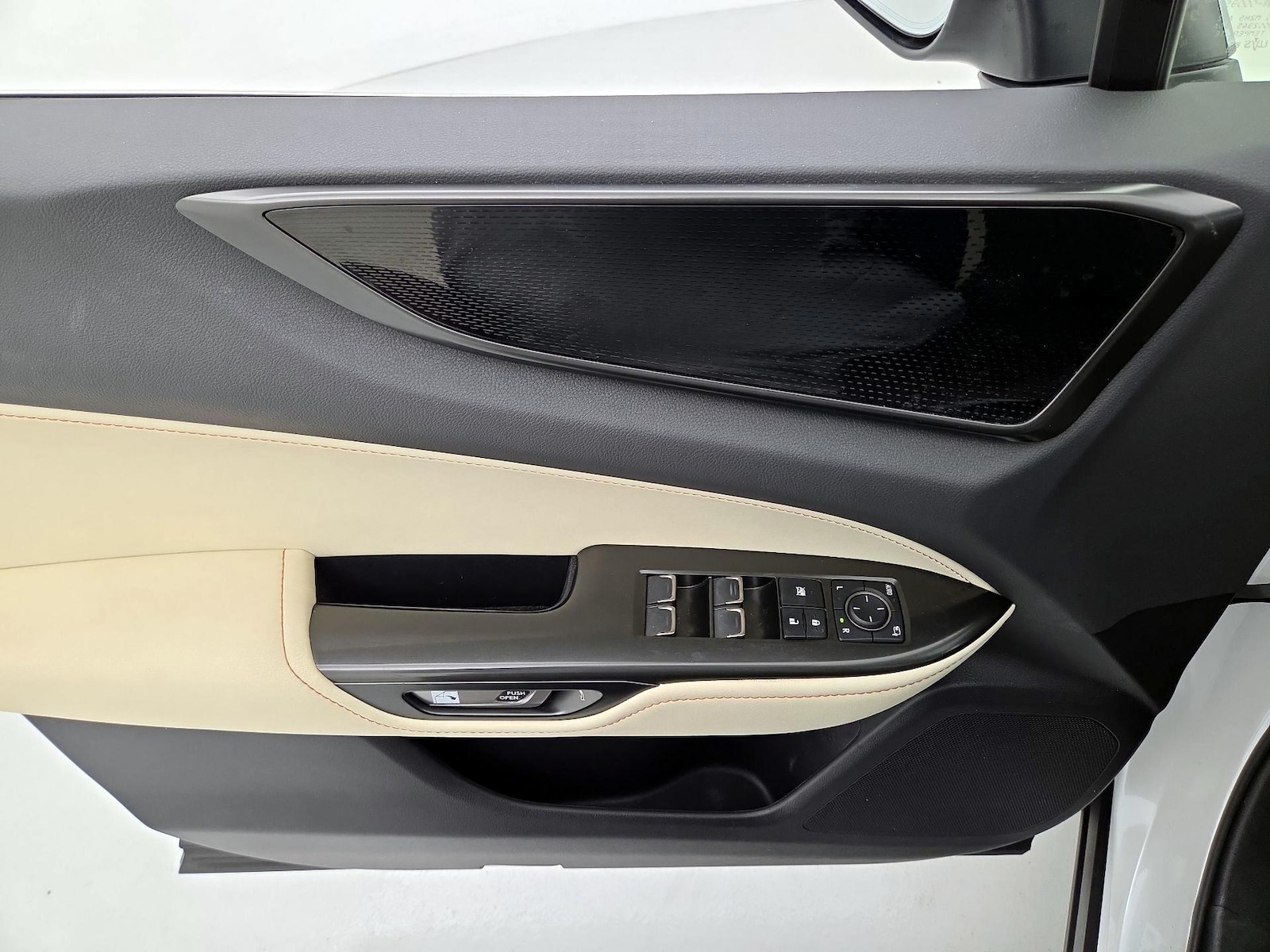 2024 Lexus NX 350 - Photo 13