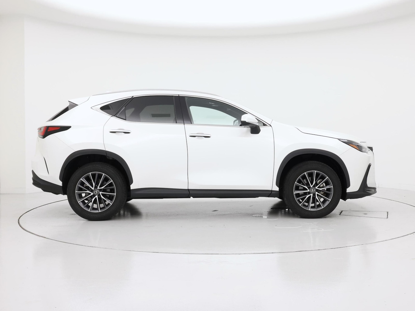 2024 Lexus NX 350 - Photo 8