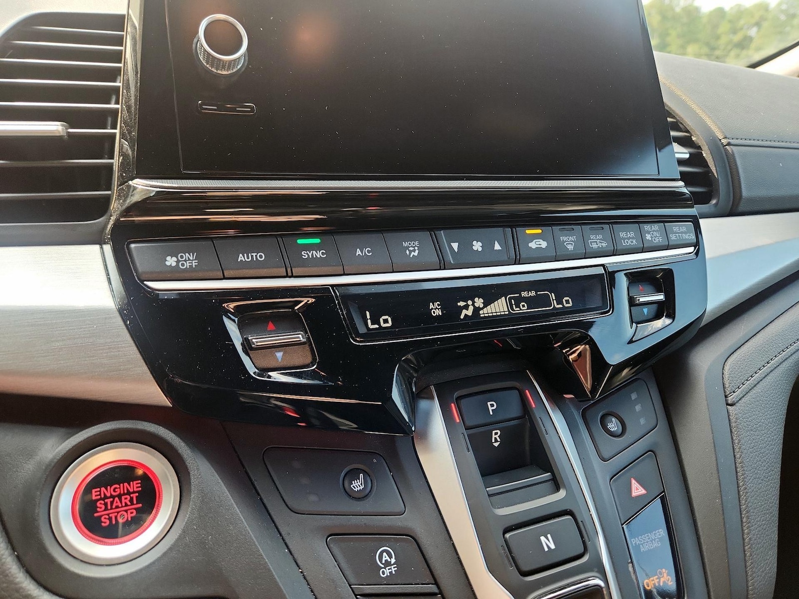 2025 Honda Odyssey Sport L - Photo 17