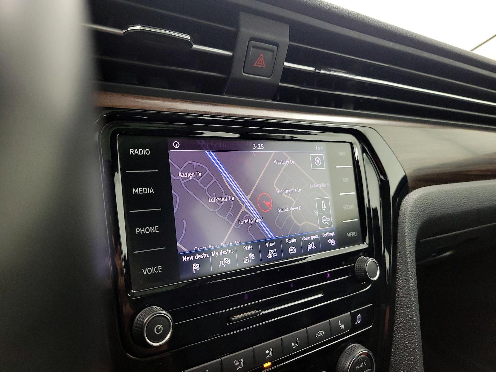 2020 Volkswagen Passat SEL - Photo 15