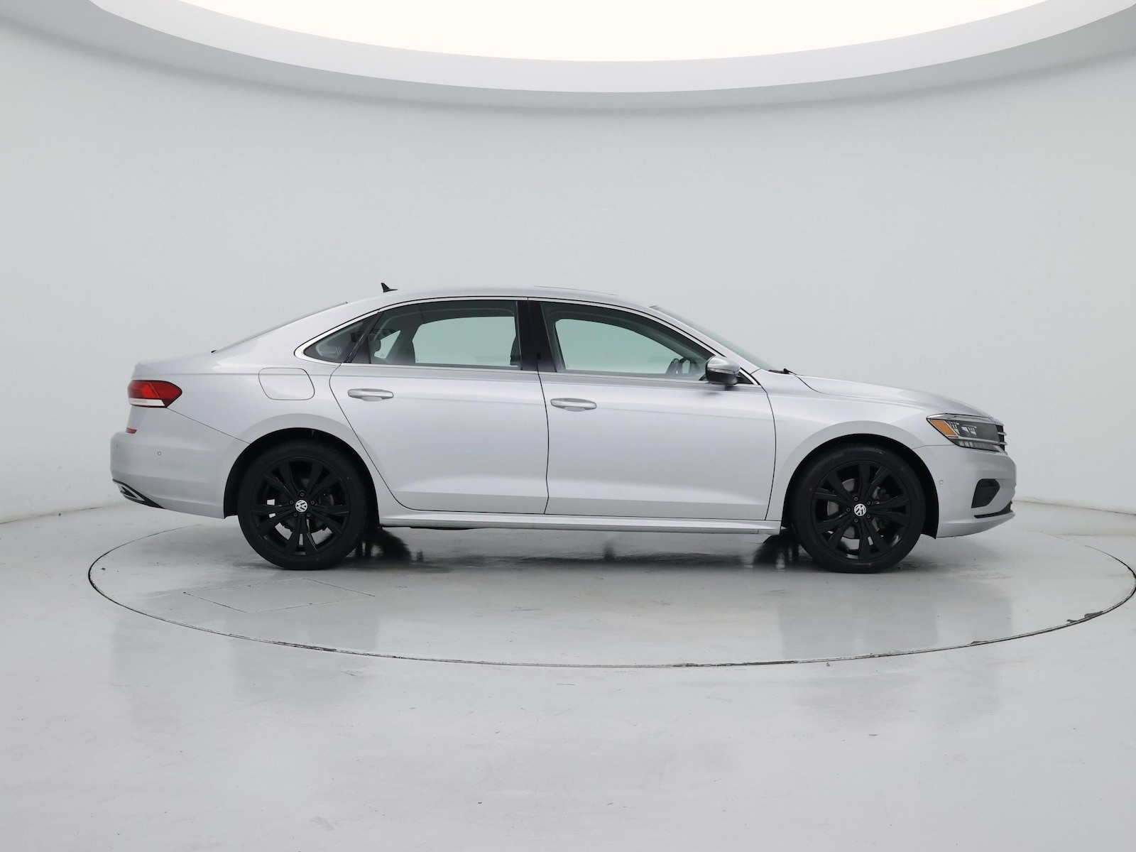 2020 Volkswagen Passat SEL - Photo 8