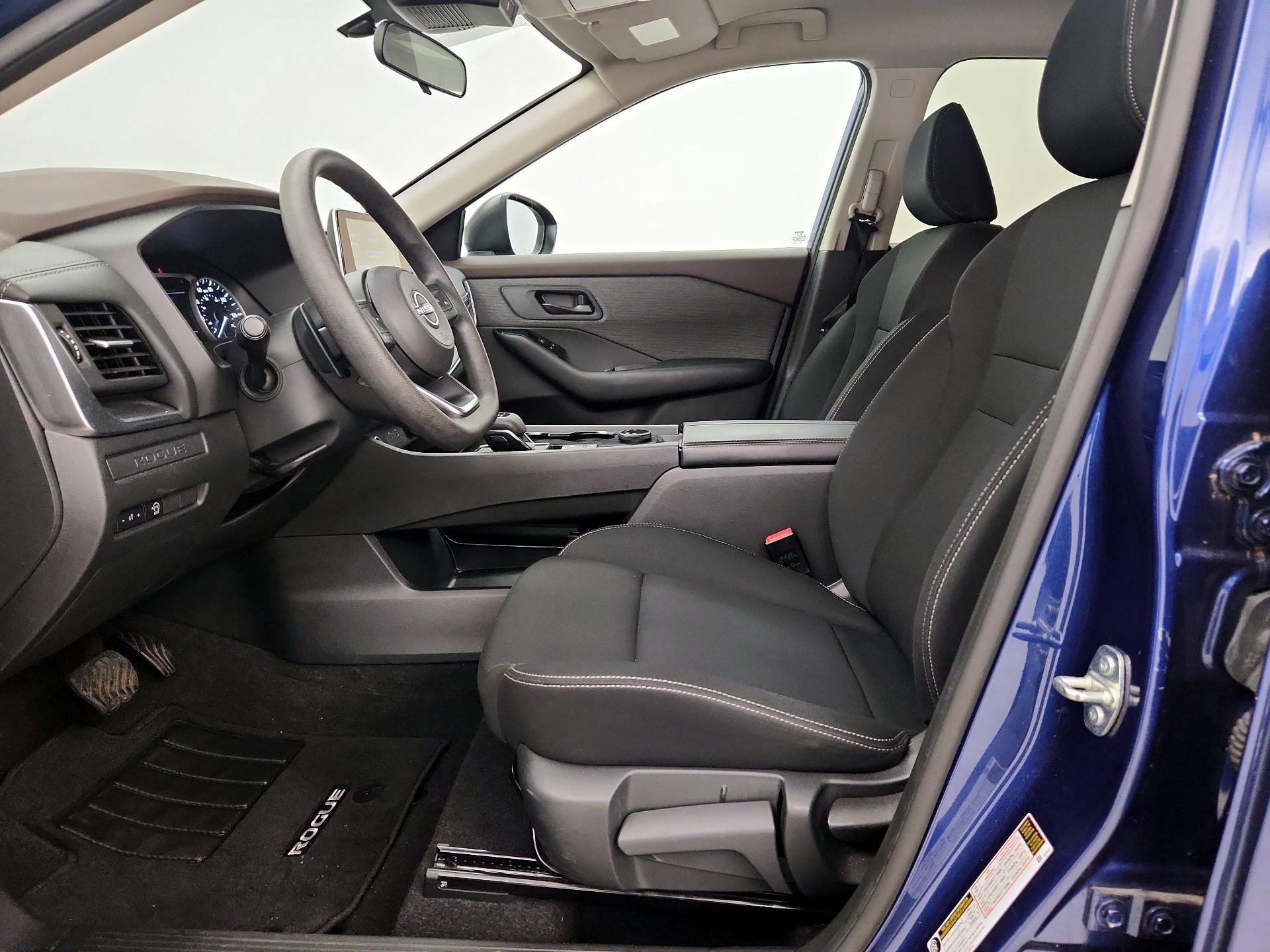 Thumbnail: 2023 Nissan Rogue - 11