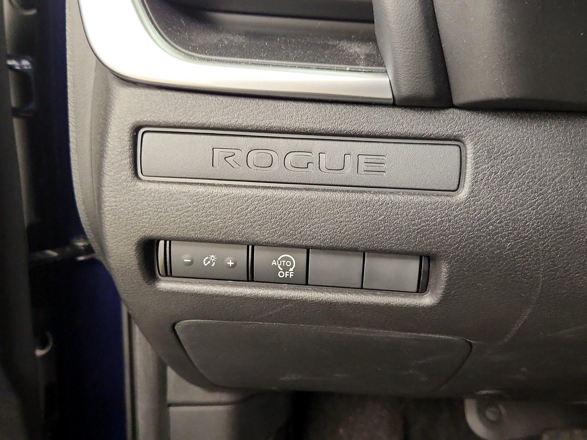 Thumbnail: 2023 Nissan Rogue - 13