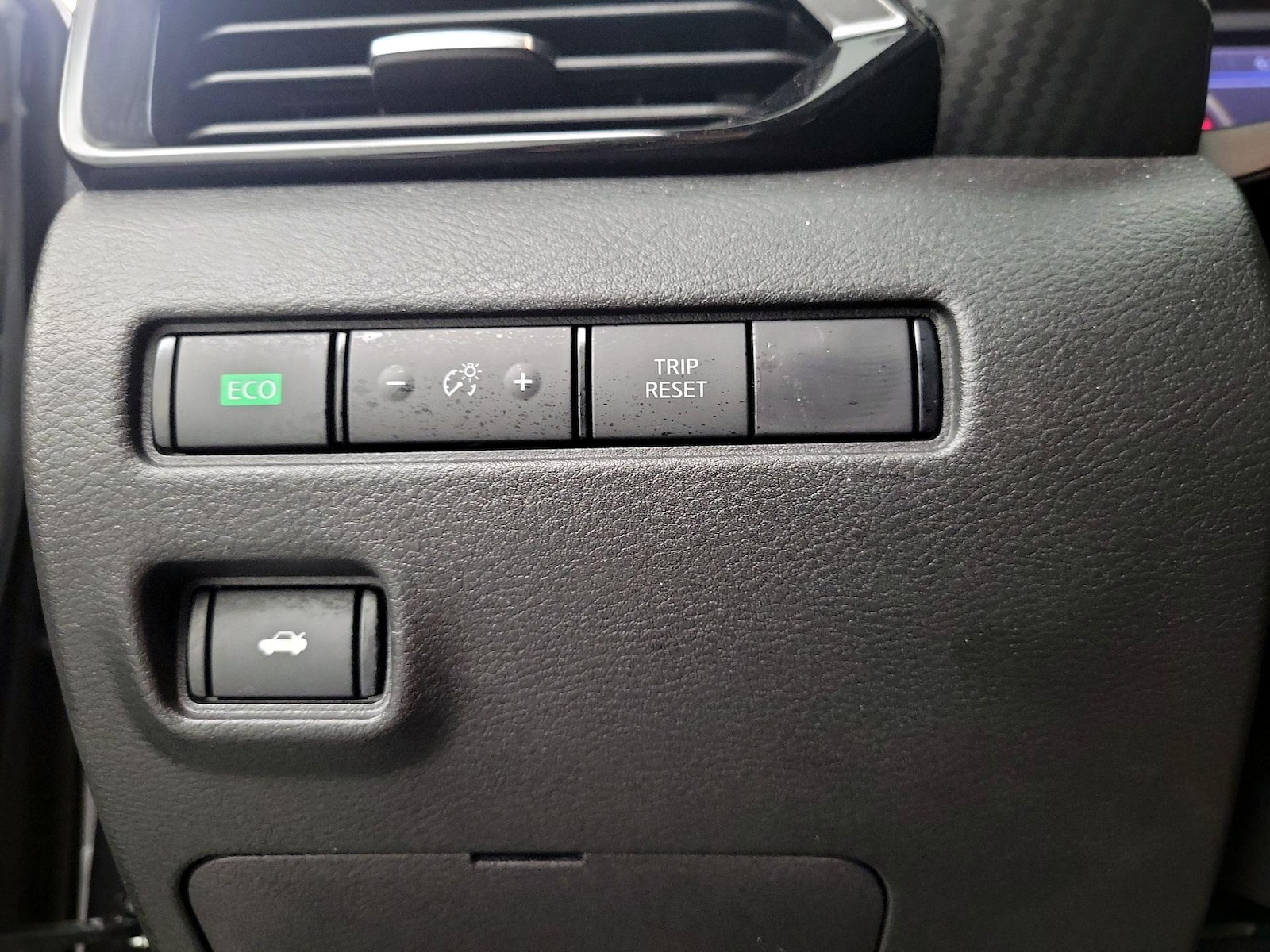 2023 Nissan Sentra SV - Photo 14