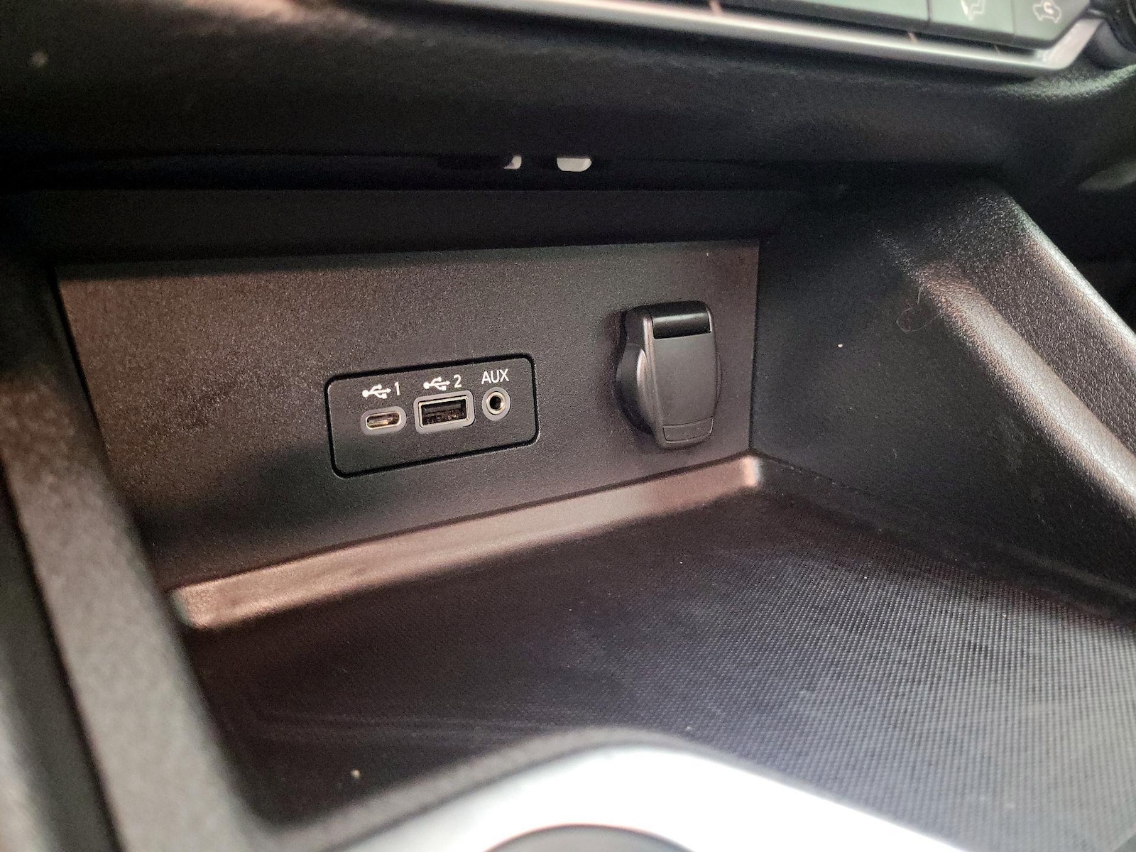 2023 Nissan Sentra SV - Photo 19