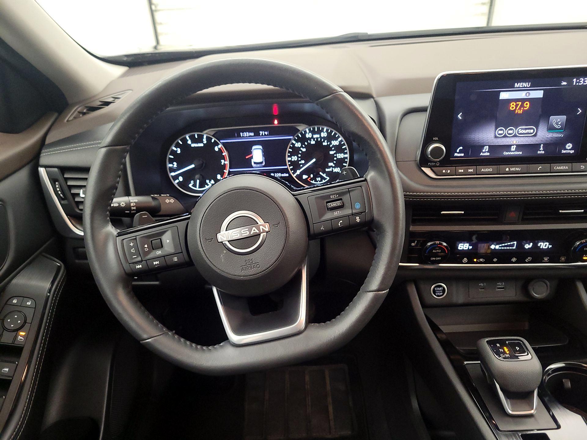 Thumbnail: 2023 Nissan Rogue - 10