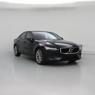 2021 Volvo S60 T6 Momentum