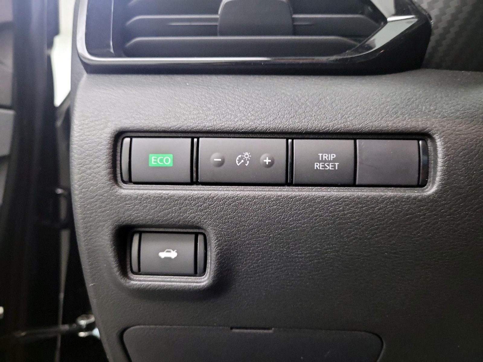 2023 Nissan Sentra SV - Photo 14