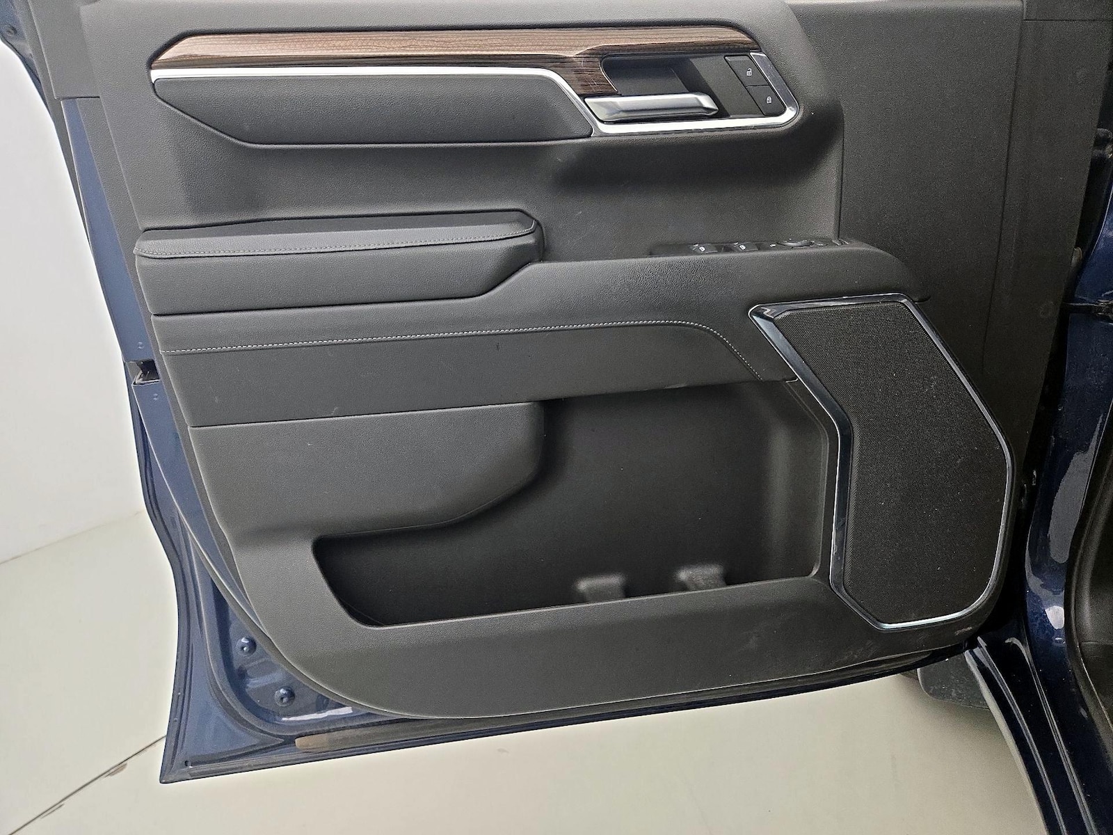 2023 Chevrolet Silverado 1500 LT - Photo 13