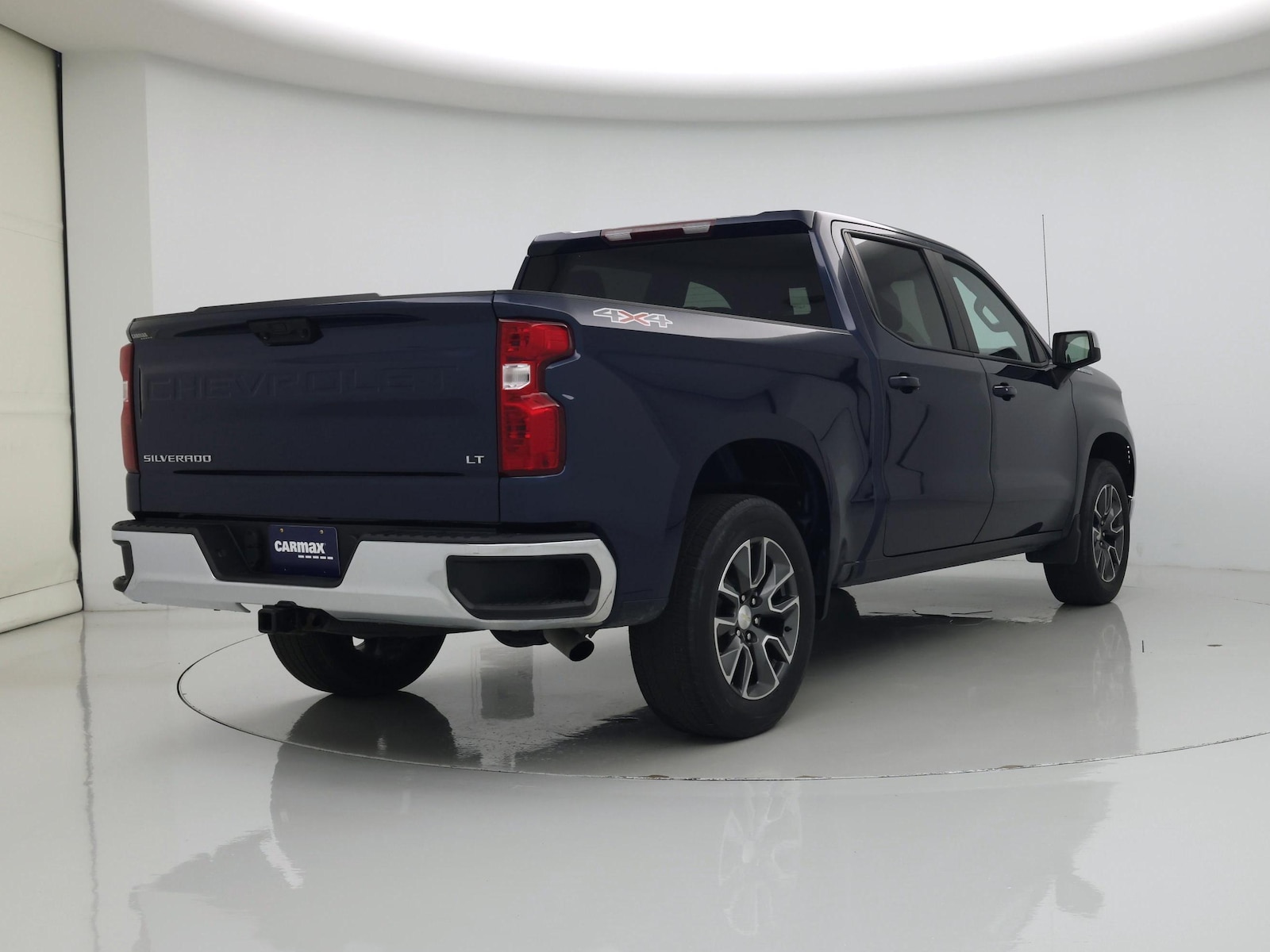 2023 Chevrolet Silverado 1500 LT - Photo 9