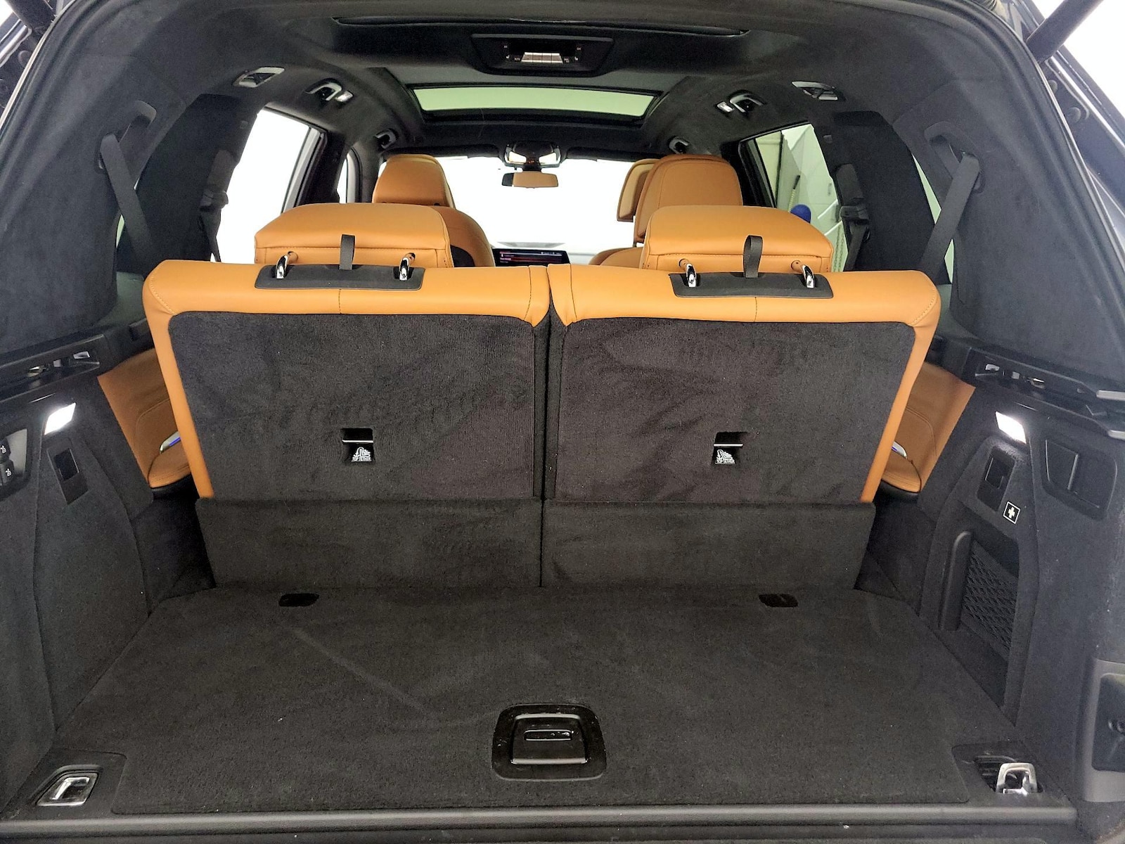 2021 BMW X7 M50i - Photo 23
