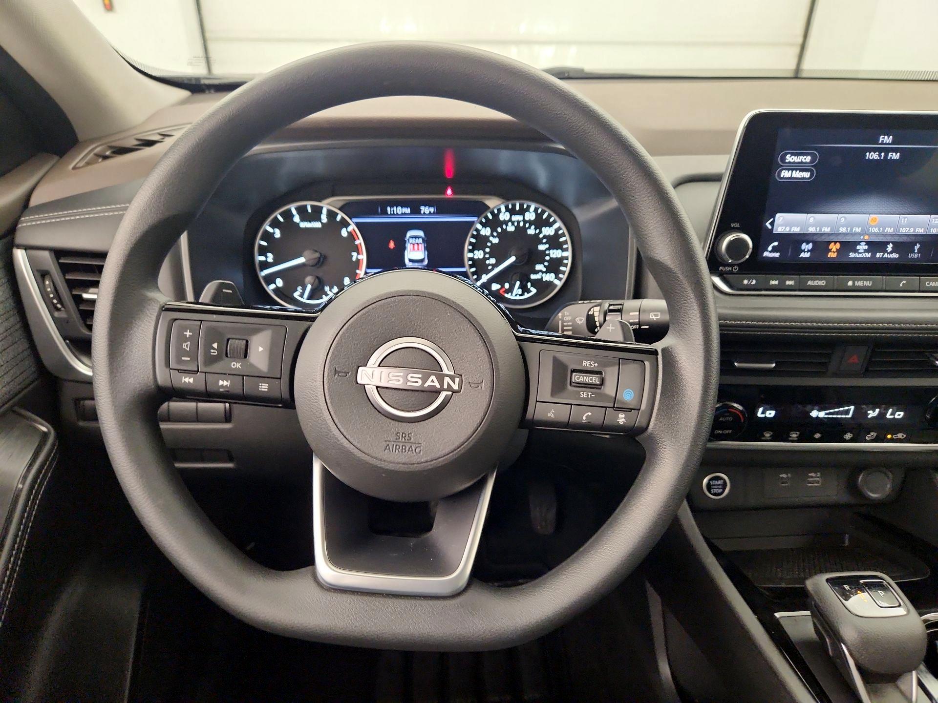 Thumbnail: 2023 Nissan Rogue - 10