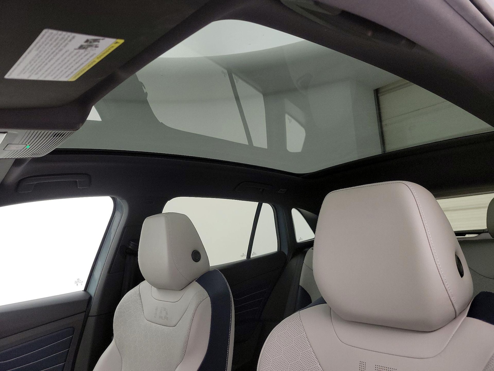 Skylight(s) & Overhead Airbags
