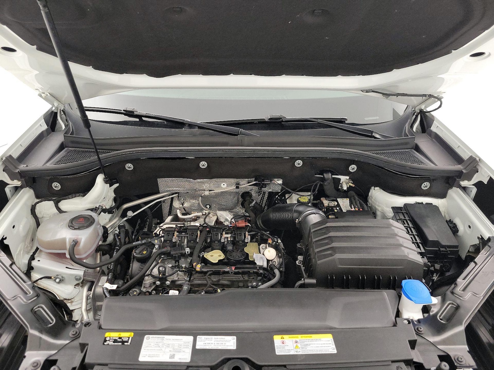 2024 Volkswagen Atlas Cross Sport SE w/Tech - Photo 22