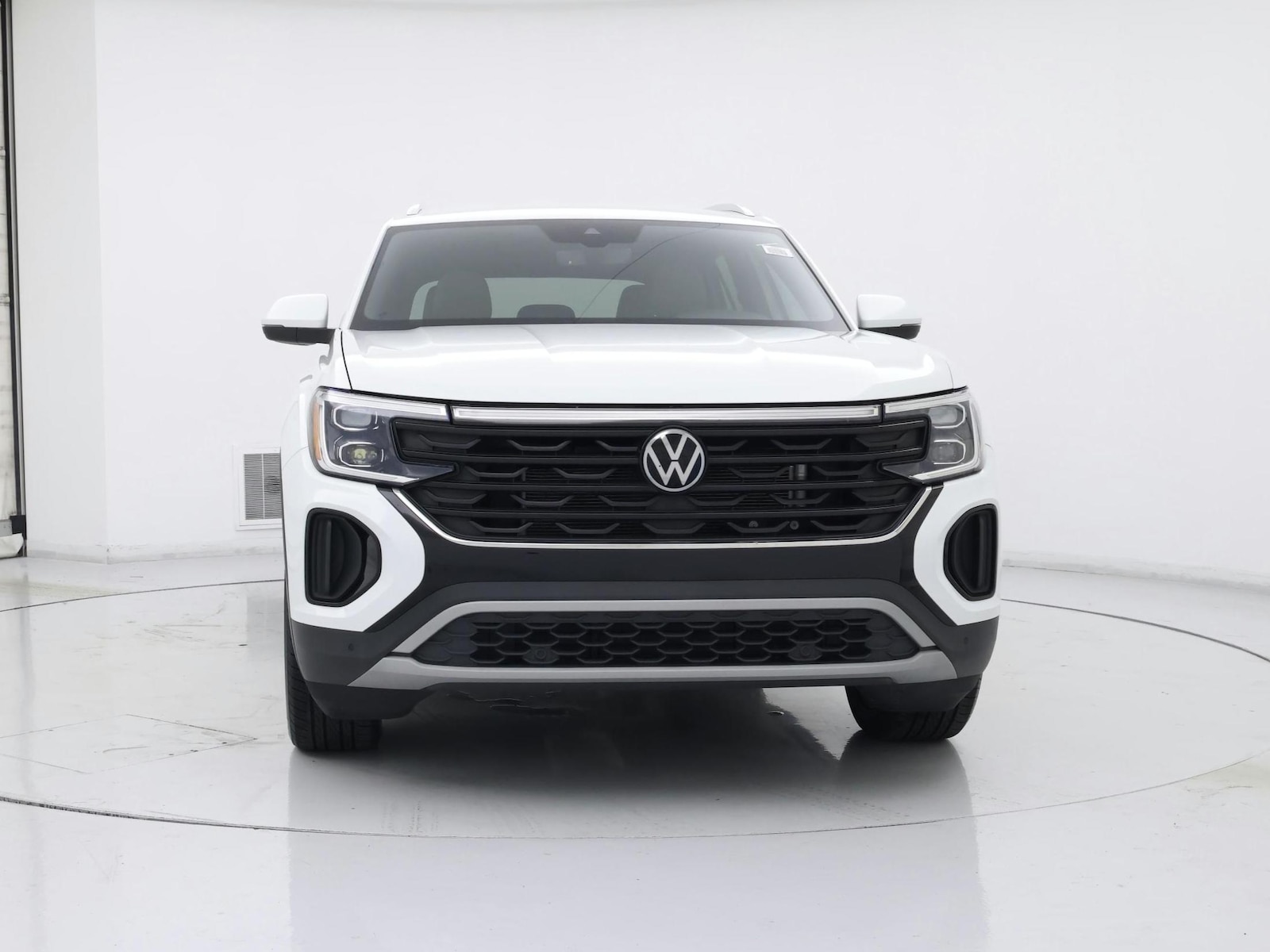 2024 Volkswagen Atlas Cross Sport SE w/Tech - Photo 6