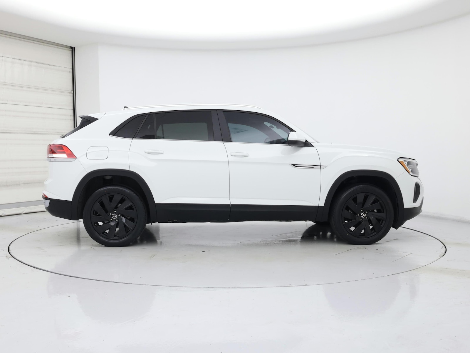 2024 Volkswagen Atlas Cross Sport SE w/Tech - Photo 8