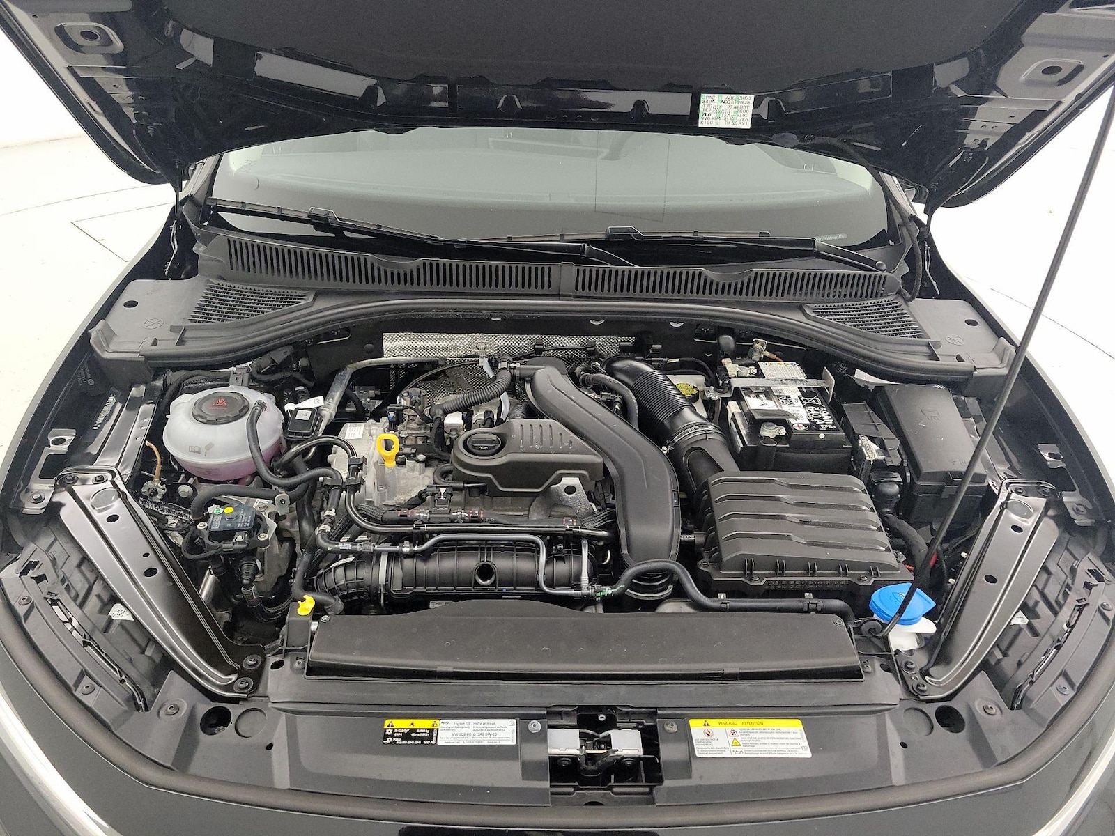 2025 Volkswagen Jetta SE - Photo 22