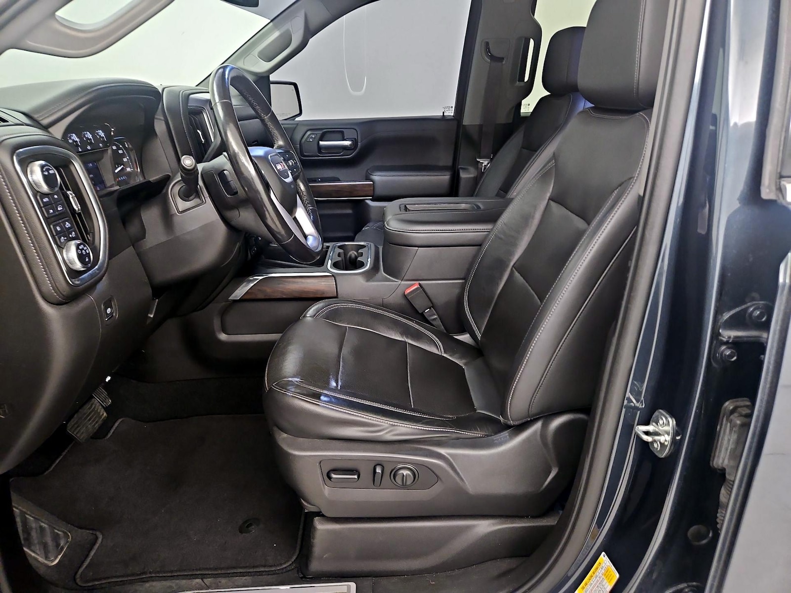 2020 GMC Sierra 1500 SLT - Photo 12