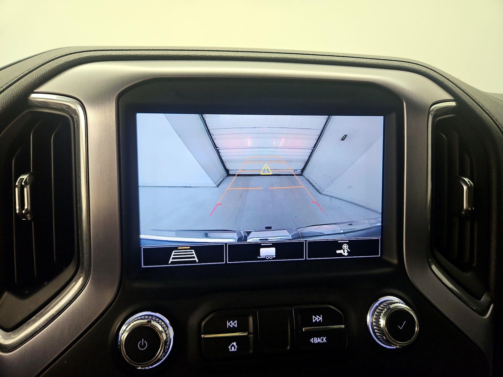 2020 GMC Sierra 1500 SLT - Photo 16