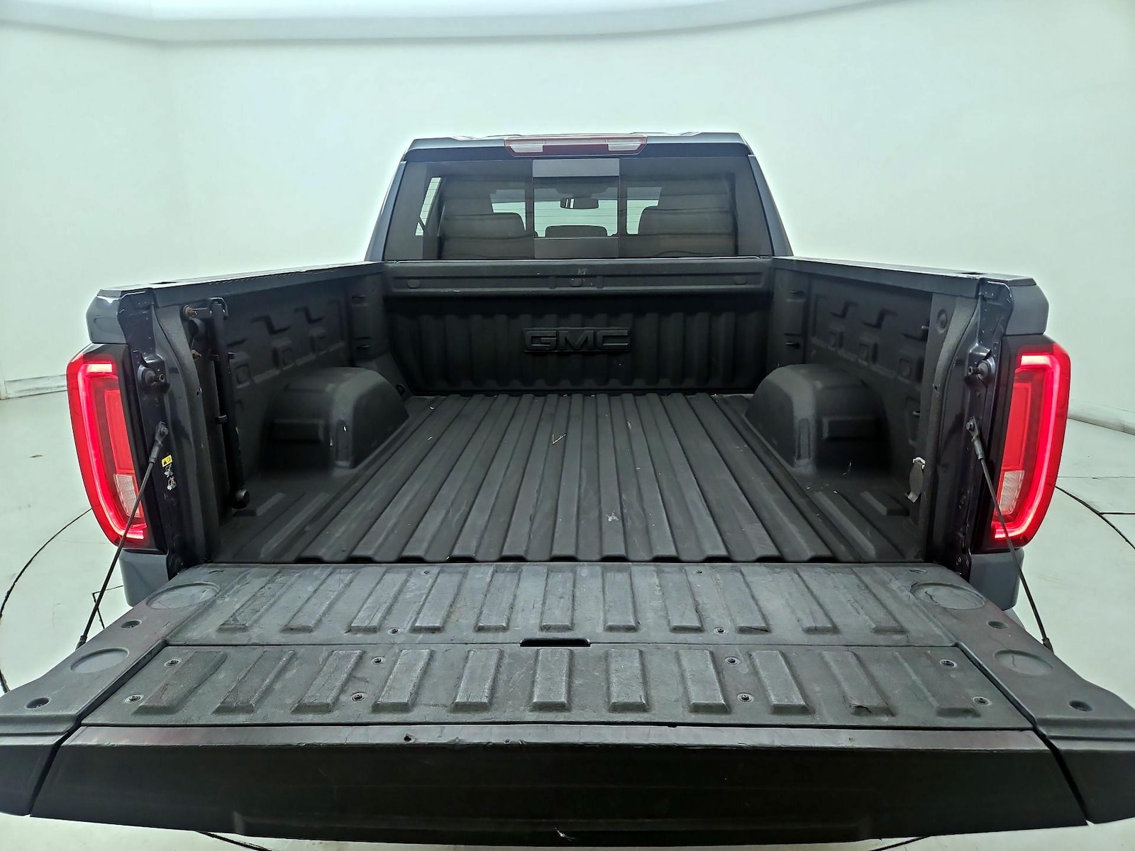 2020 GMC Sierra 1500 SLT - Photo 22