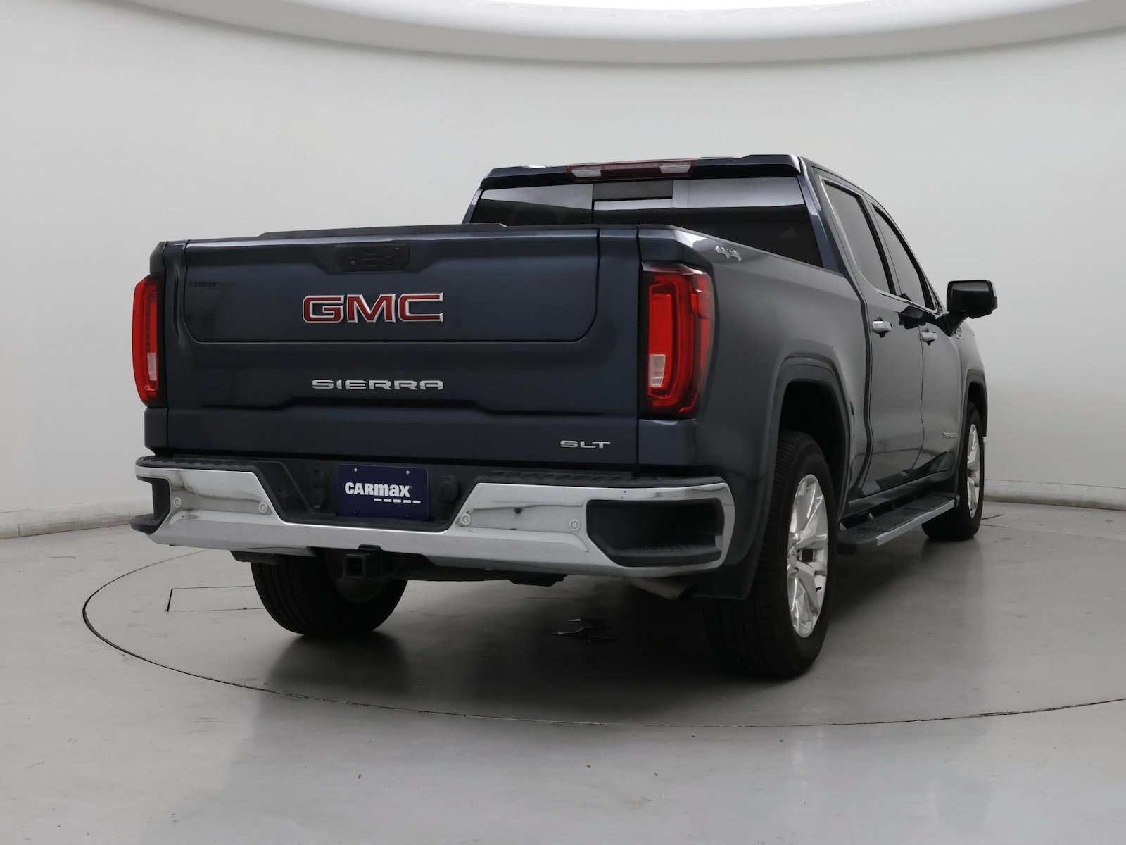 2020 GMC Sierra 1500 SLT - Photo 9