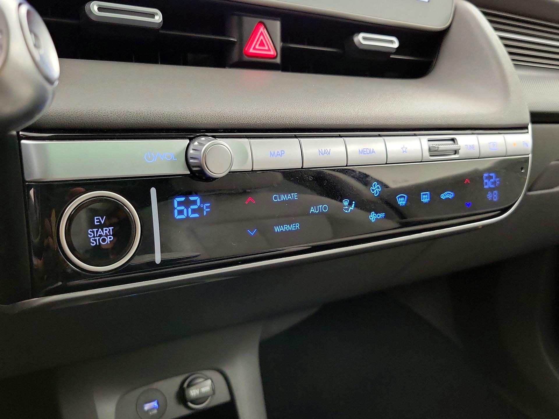 Thumbnail: 2024 Hyundai Ioniq 5 - 17