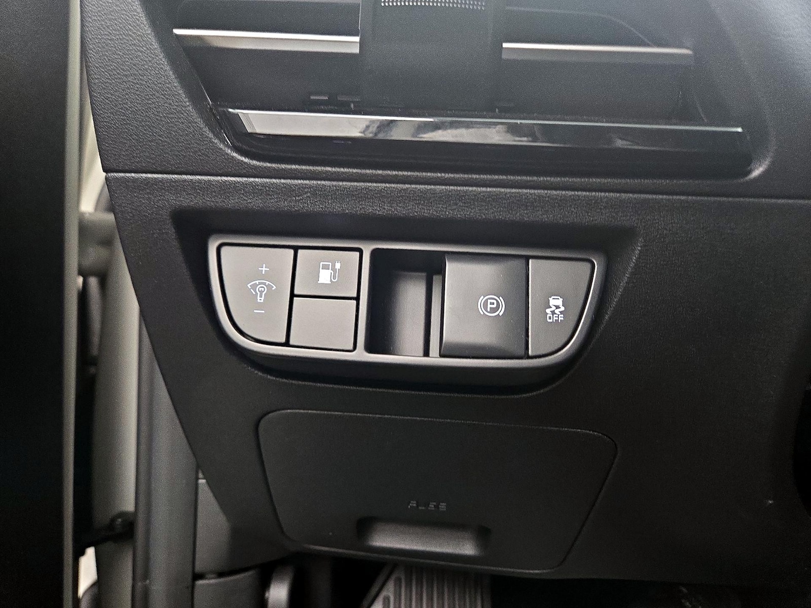 2024 Kia EV6 Light L/R - Photo 14