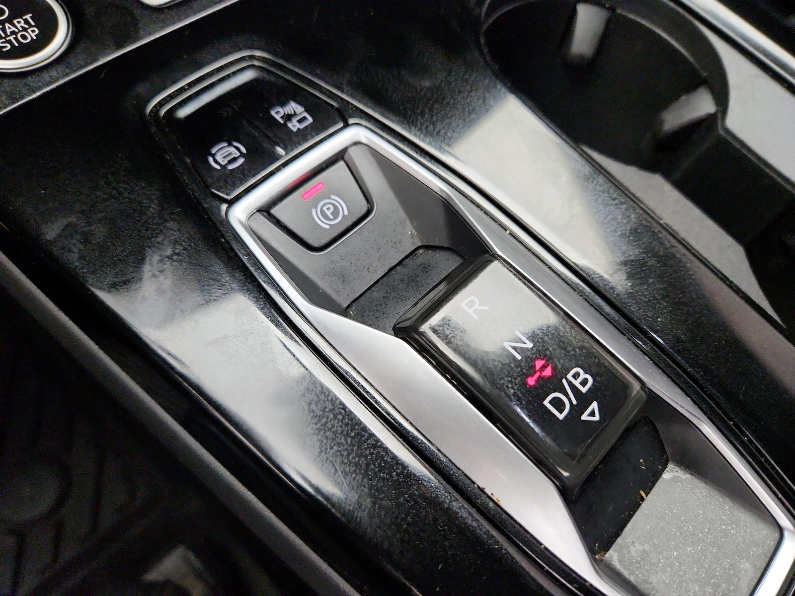 2025 Audi Q6 e-tron Premium Plus - Photo 18