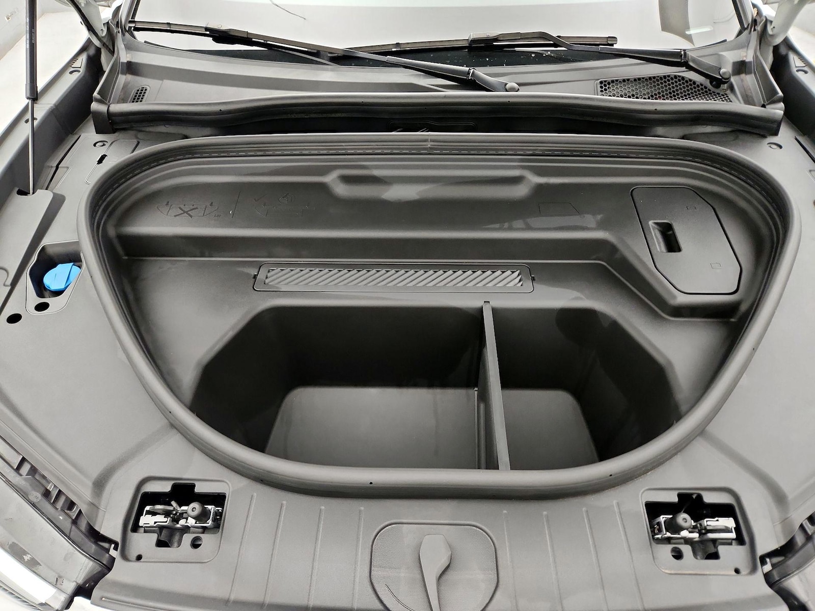 2025 Audi Q6 e-tron Premium Plus - Photo 23