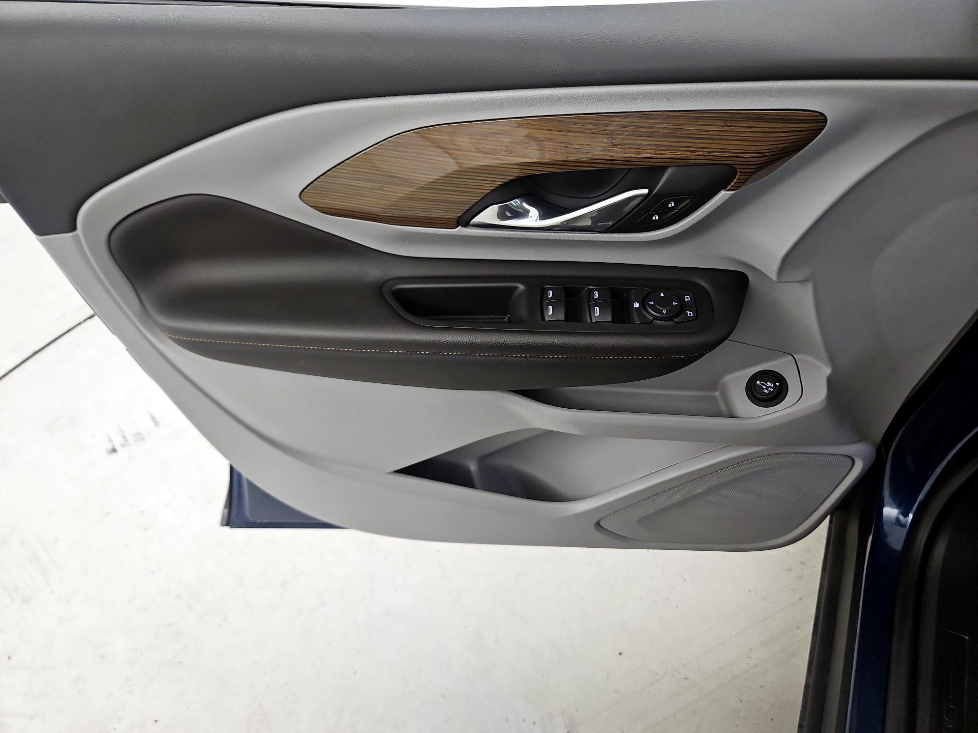 Thumbnail: 2020 GMC Terrain - 12