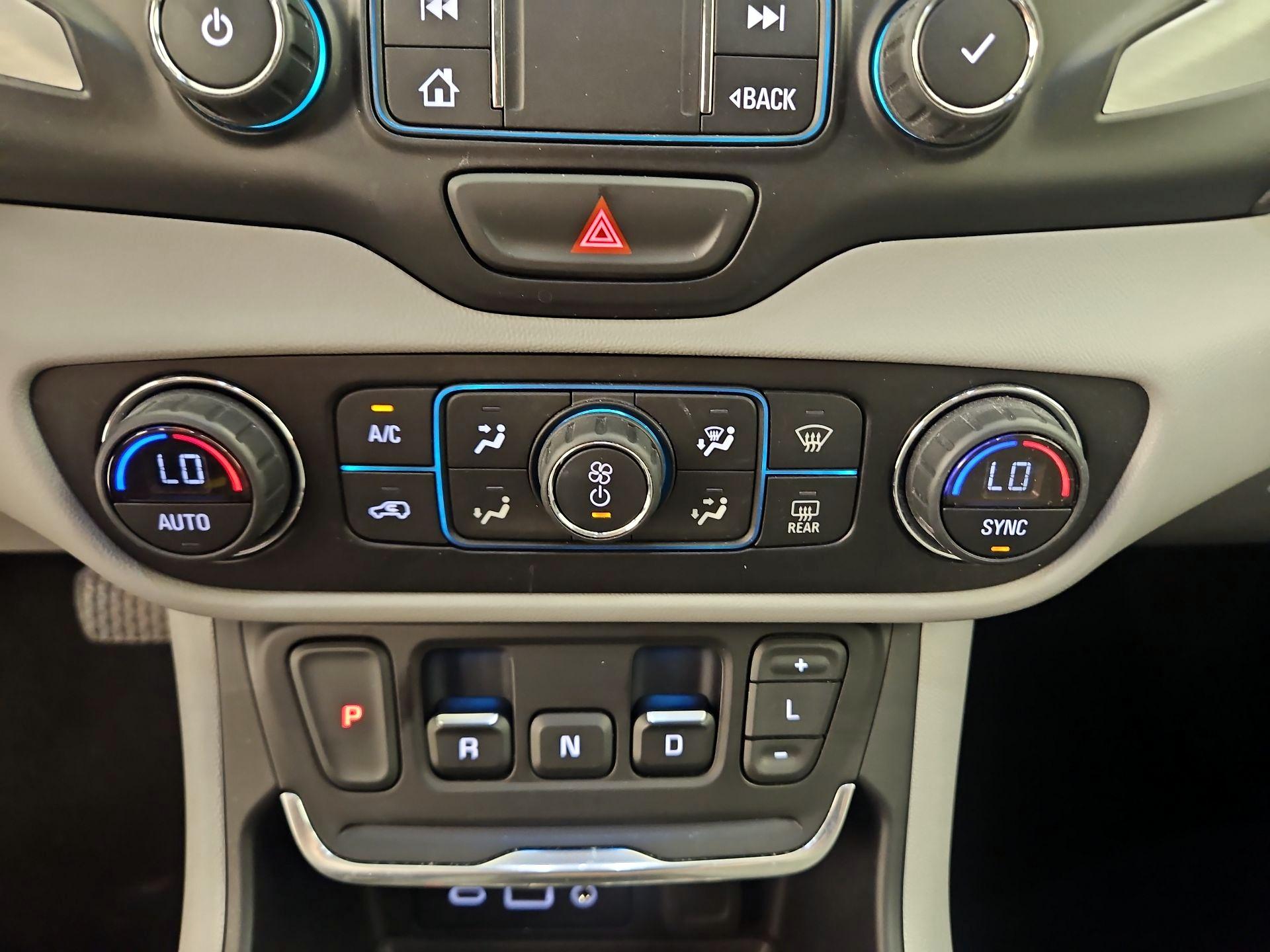 Thumbnail: 2020 GMC Terrain - 16
