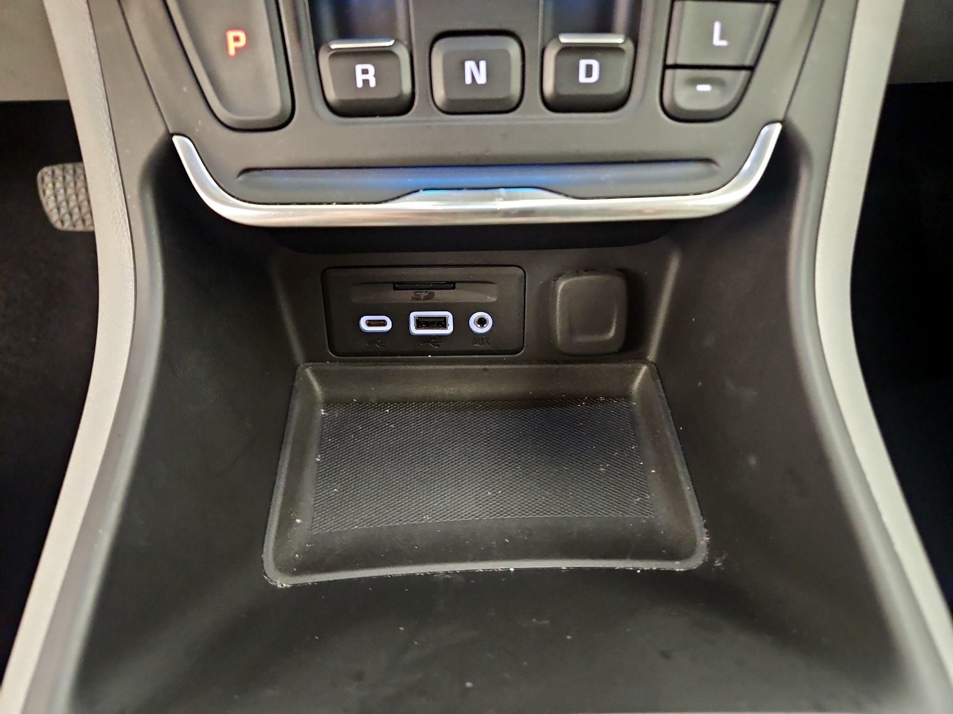 Thumbnail: 2020 GMC Terrain - 18