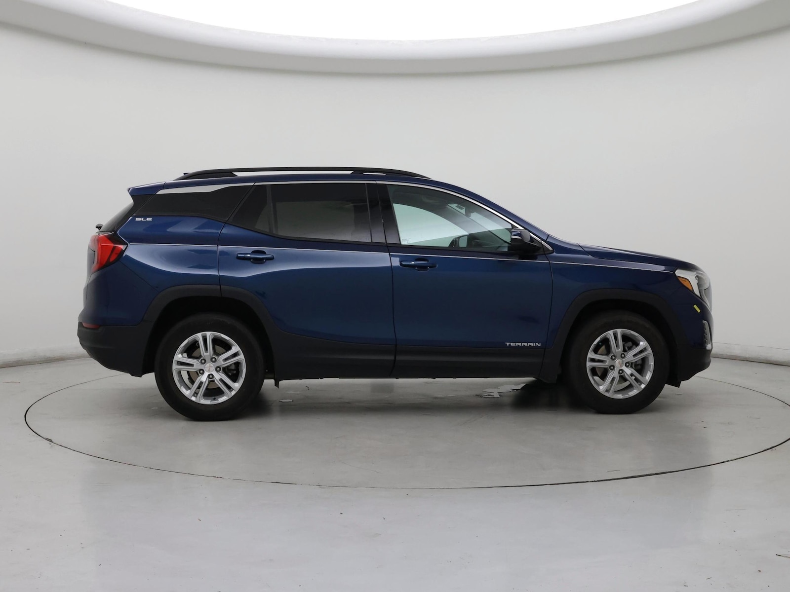 2020 GMC Terrain SLE - Photo 8