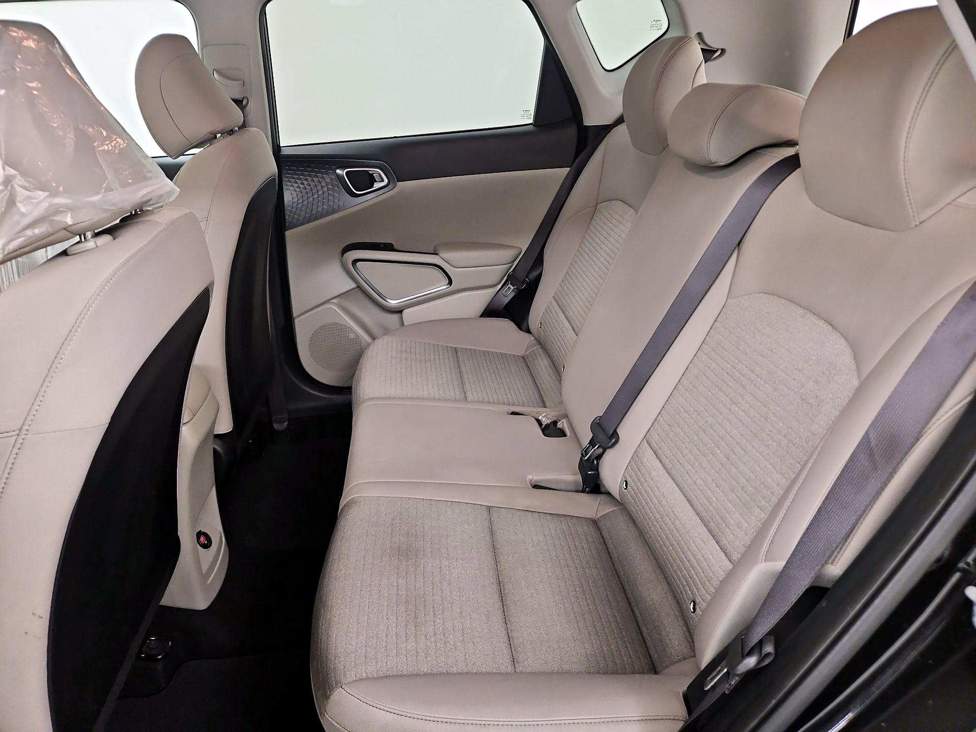 Thumbnail: 2022 Kia Soul - 20