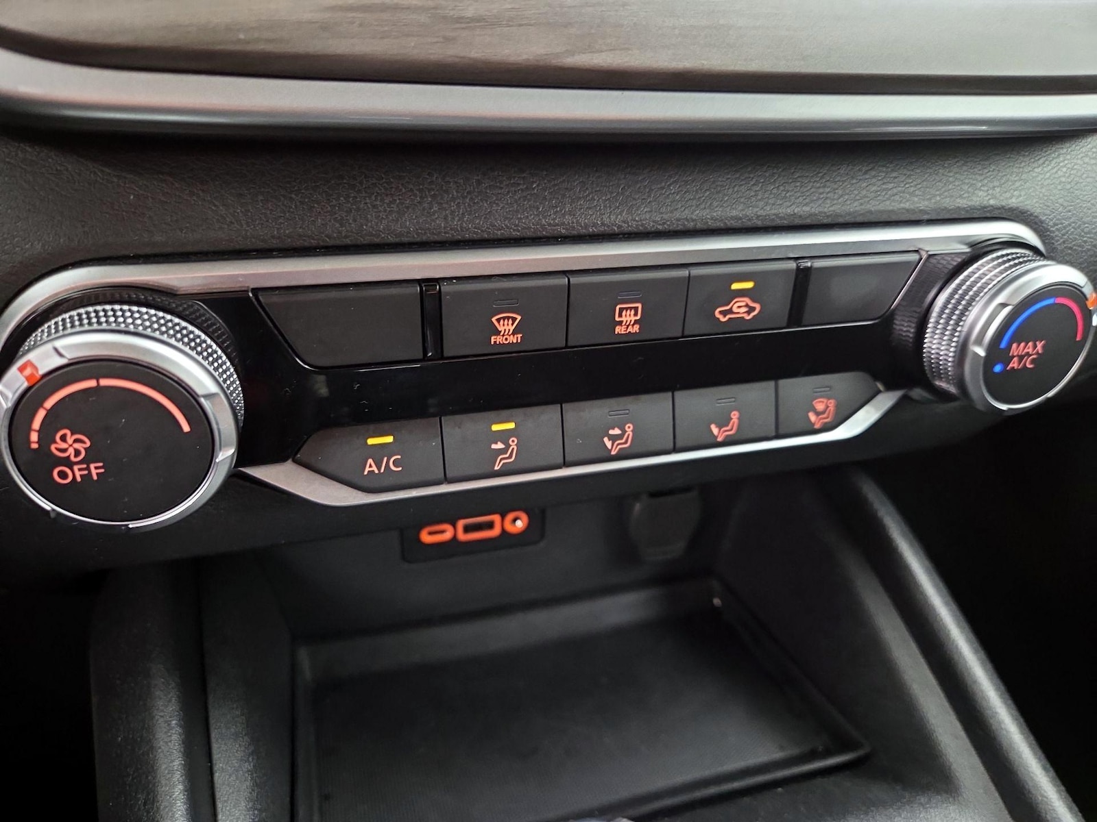 2025 Nissan Altima SV - Photo 17