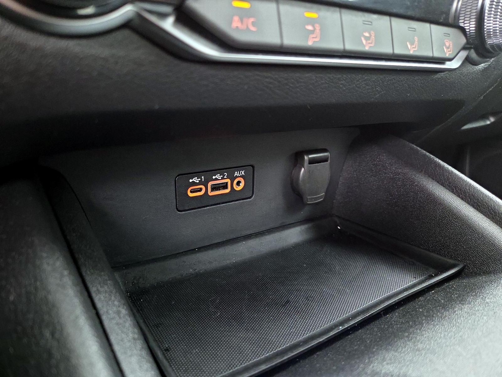 2025 Nissan Altima SV - Photo 19