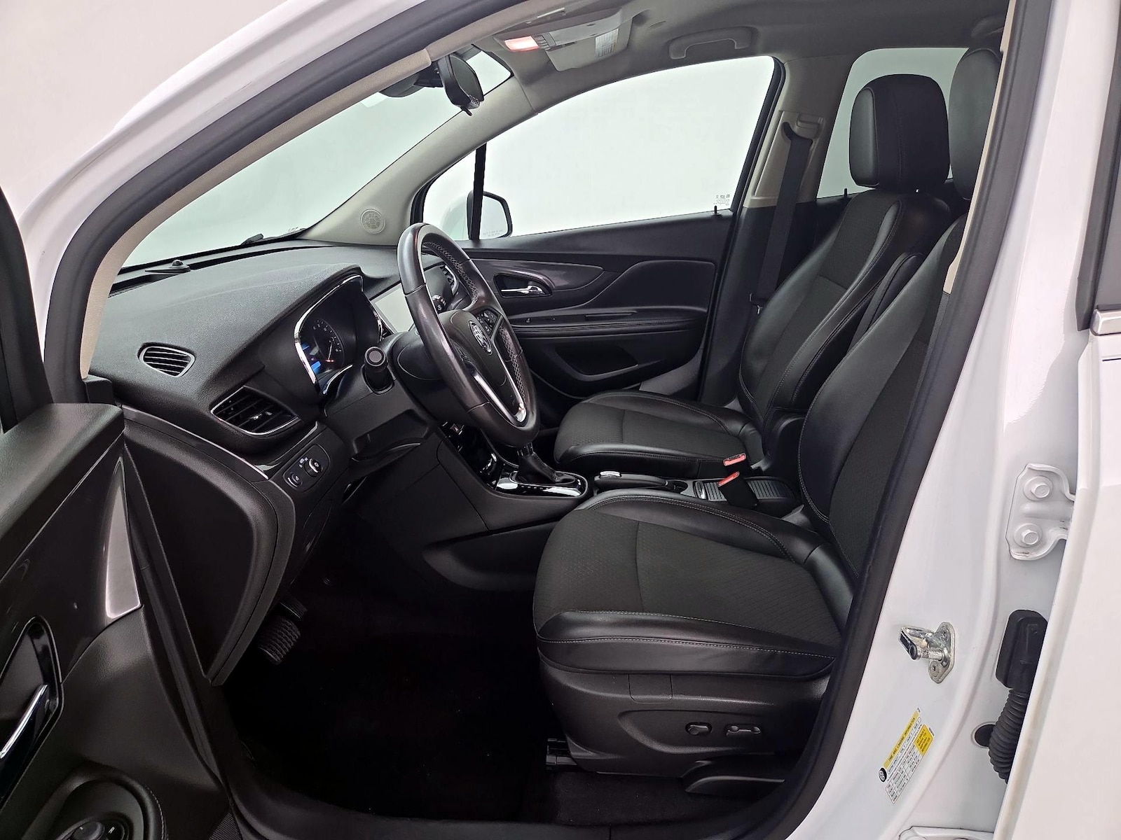 2020 Buick Encore Preferred - Photo 12