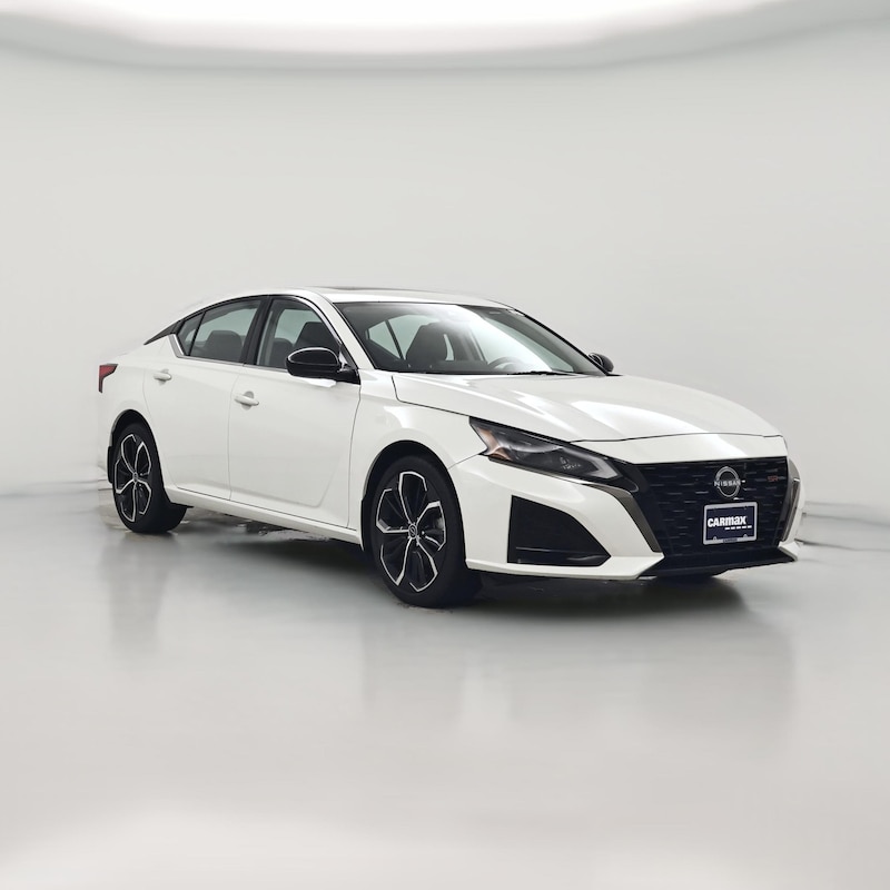 2024 Nissan Altima SR