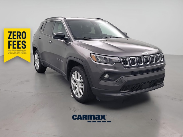 Gray 2023 Jeep Compass SUV / Crossover Four-Wheel Drive Automatic