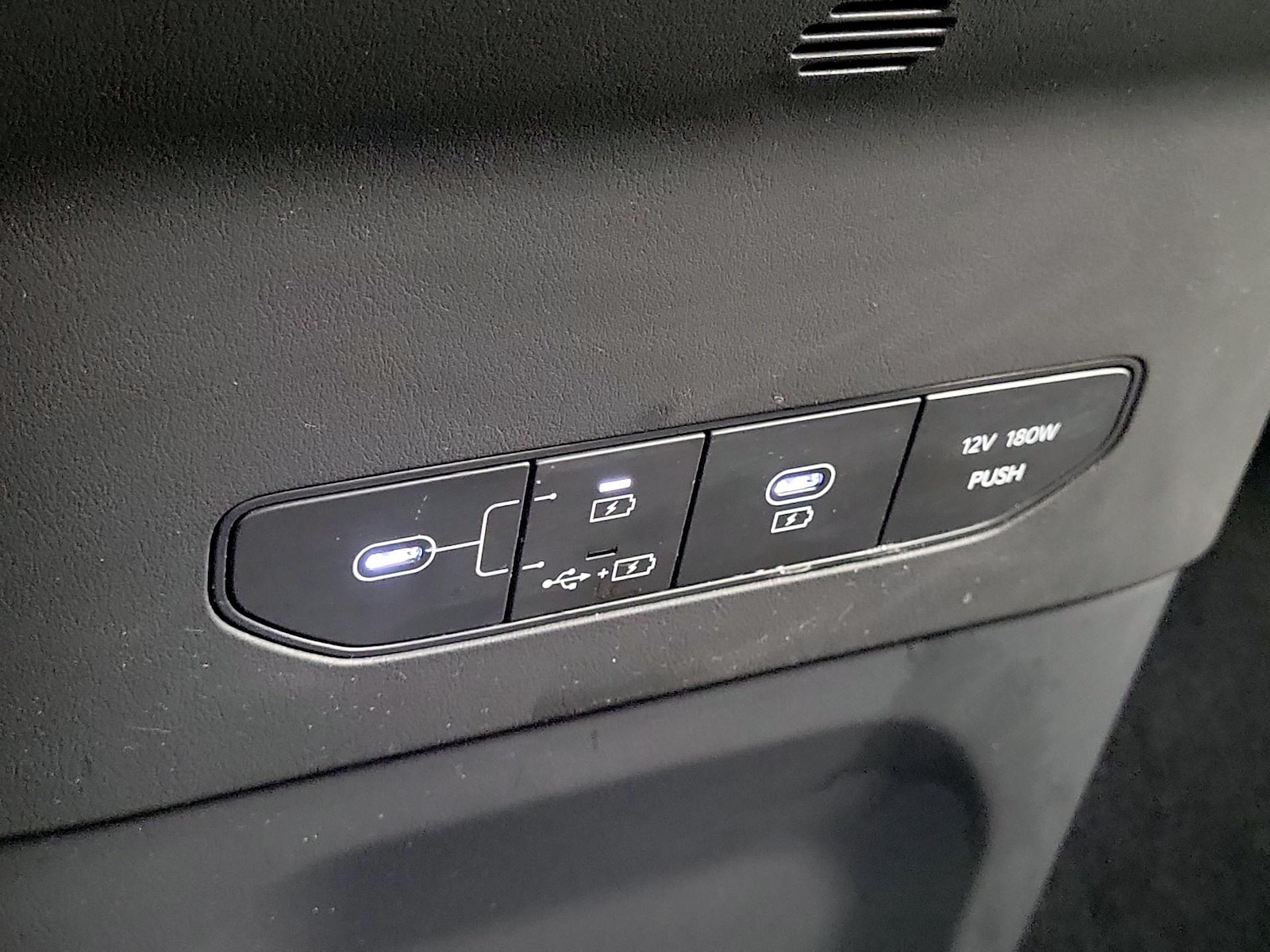2024 Kia EV9 Light - Photo 18