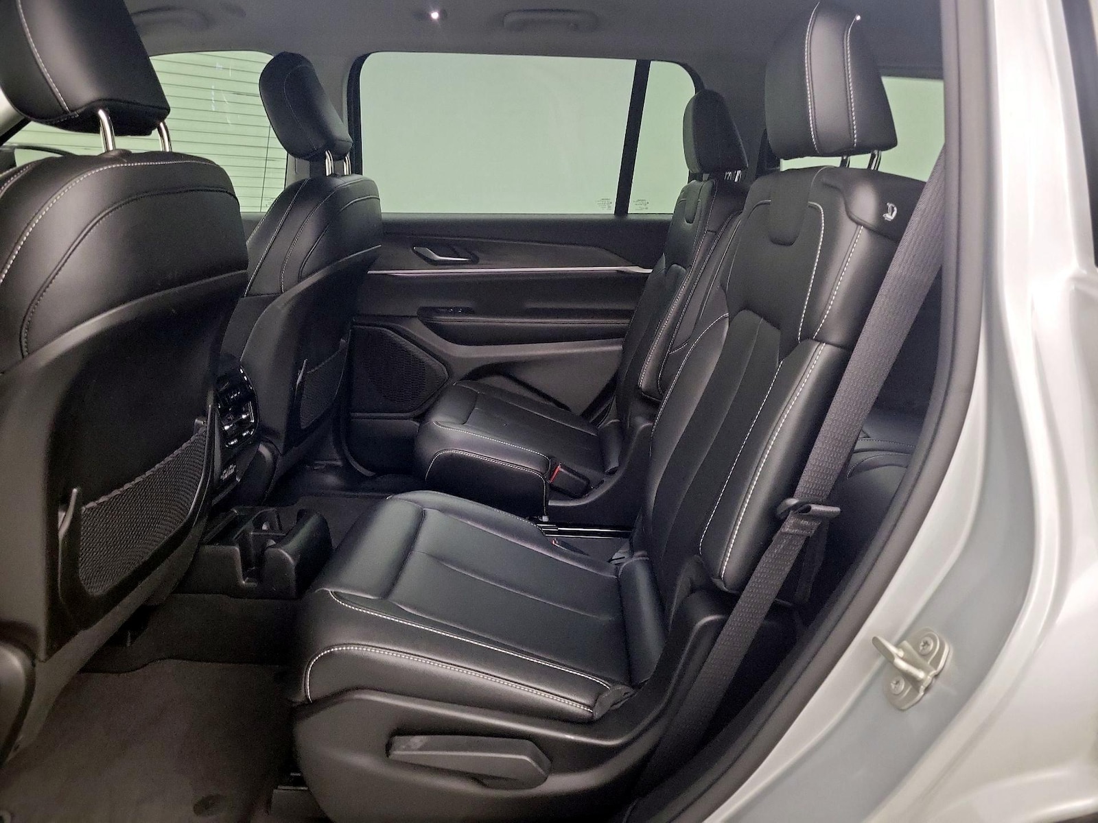 Rear Air Conditioning